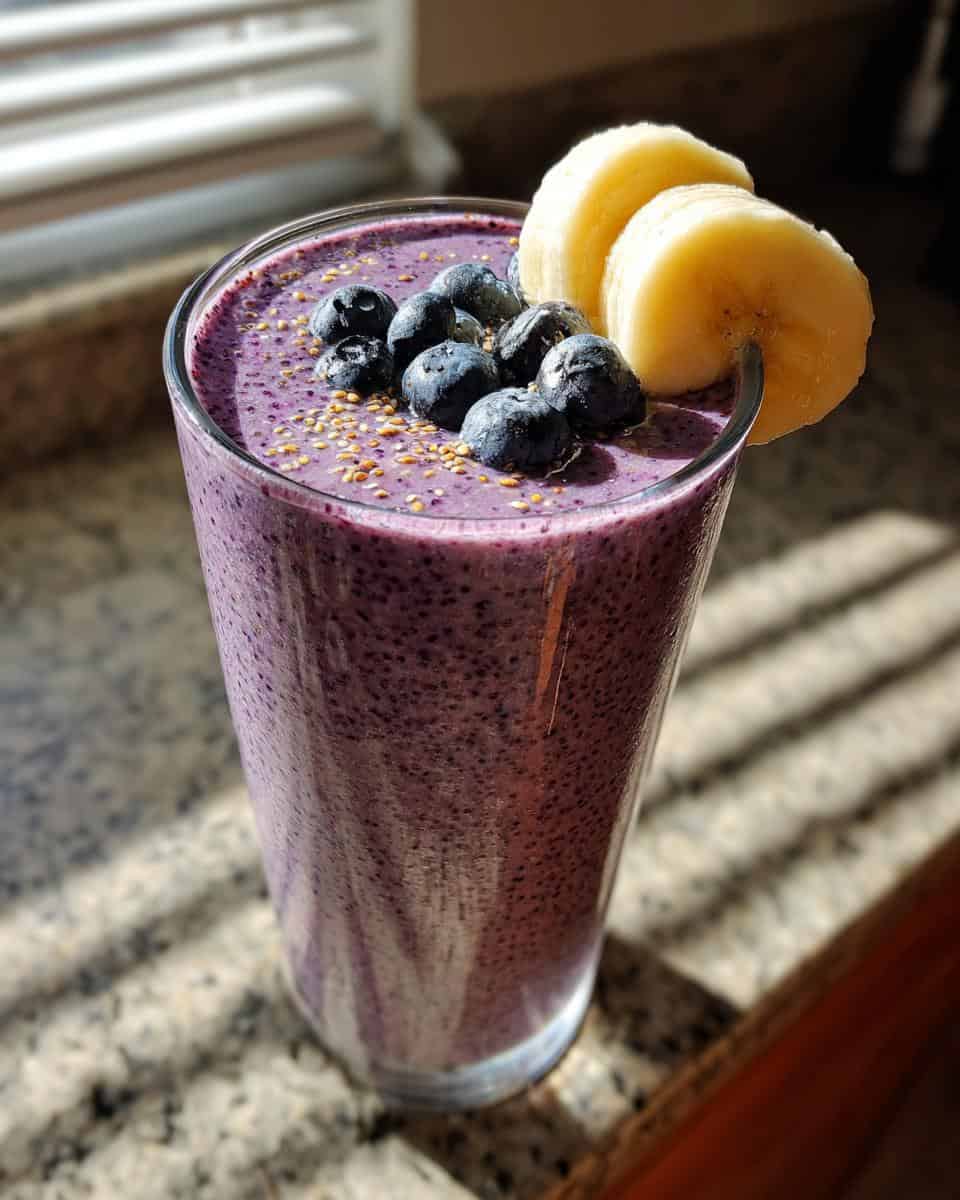 Banana Blueberry Flaxseed Smoothie - detail 3